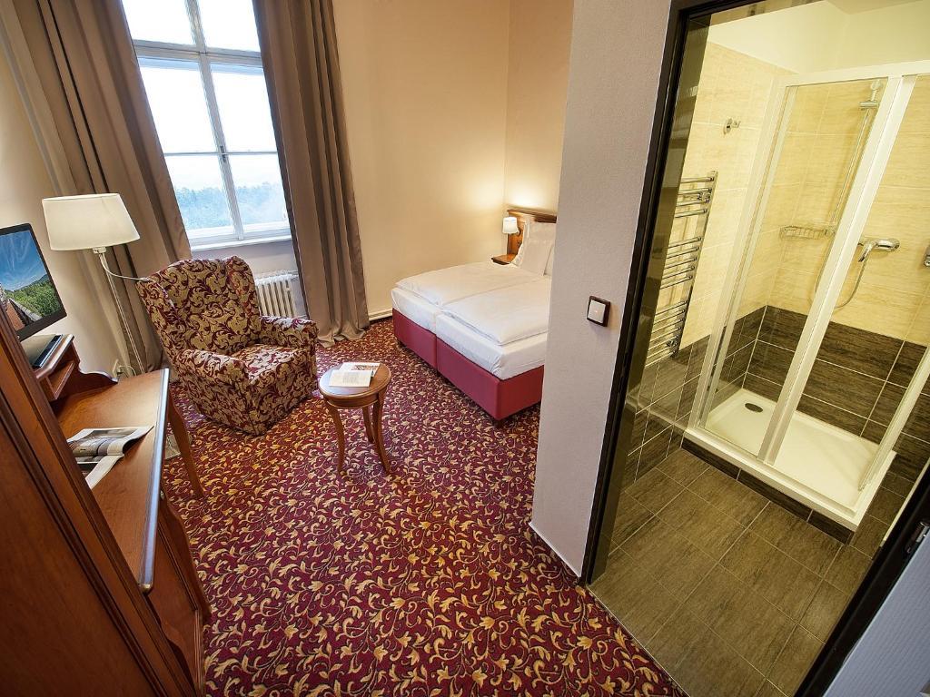 Ea Zamecky Hotel Груба-Скала Номер фото